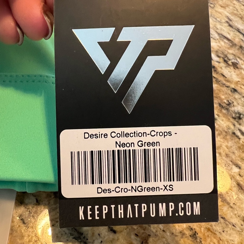 KEEPTHATPUMP DESIRE CROP - NEON GREEN - Picture 5 of 5